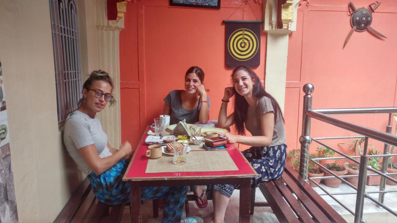 Kanha Paying Guest house Varanasi